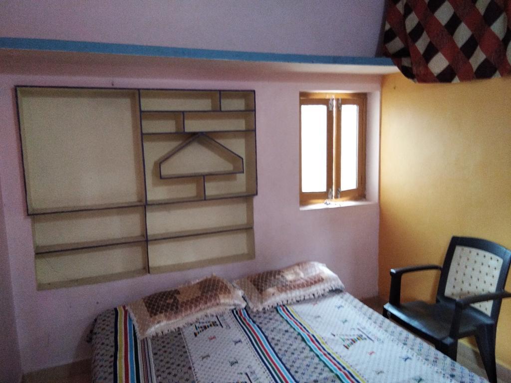 Bobby Guest House Hampi Exteriör bild