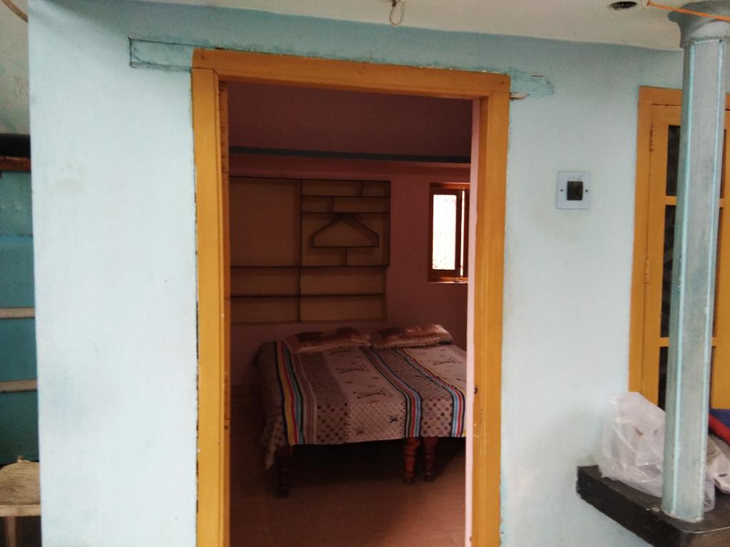 Bobby Guest House Hampi Exteriör bild