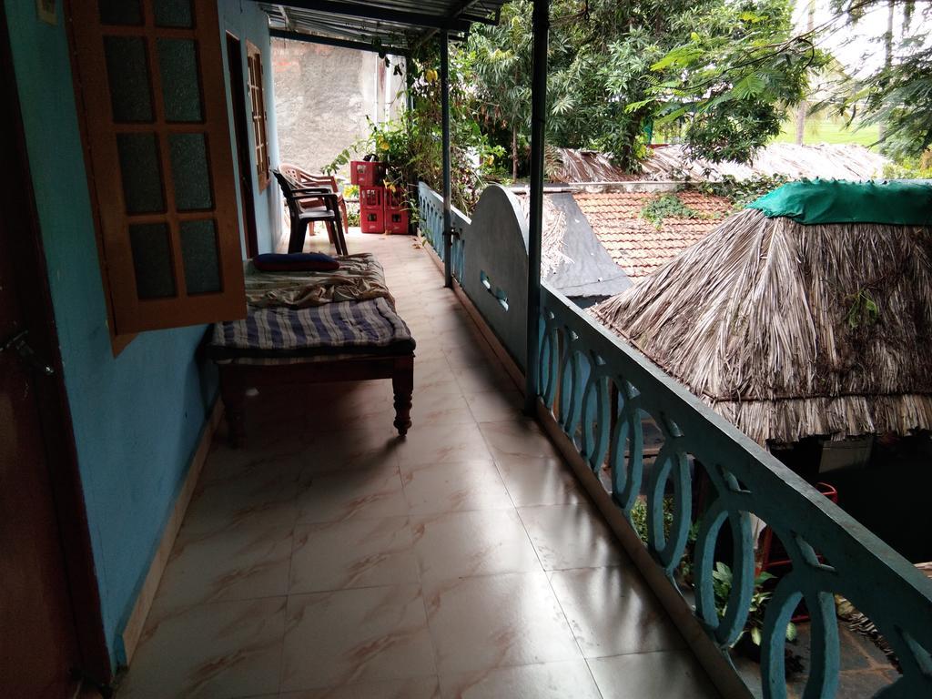 Bobby Guest House Hampi Exteriör bild
