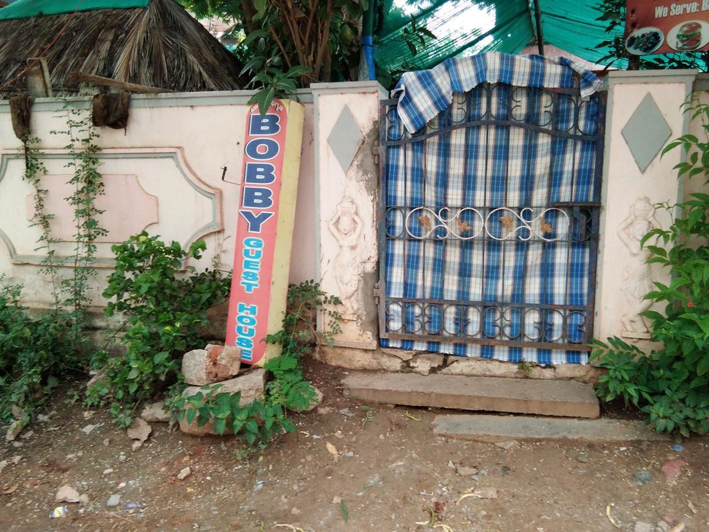 Bobby Guest House Hampi Exteriör bild